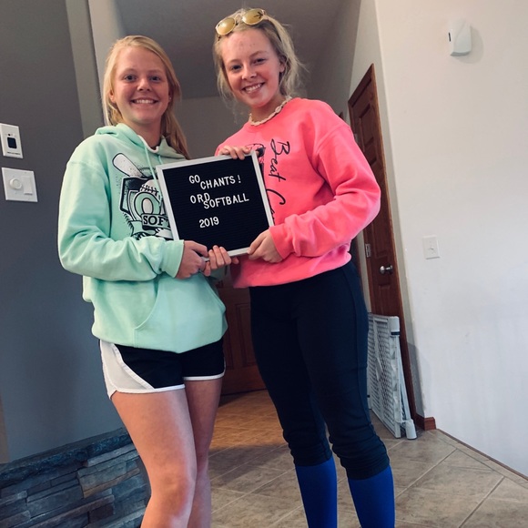 Meet your Posher, Alexis - Picture 5 of 5